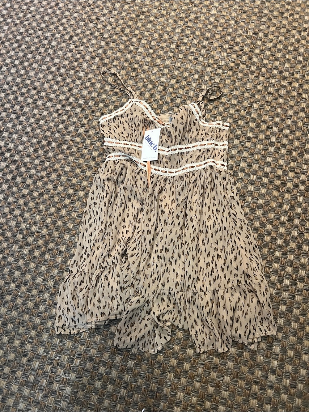 BLUe B Brand Tan Printed Lace-Trim Chemise dress 👗large